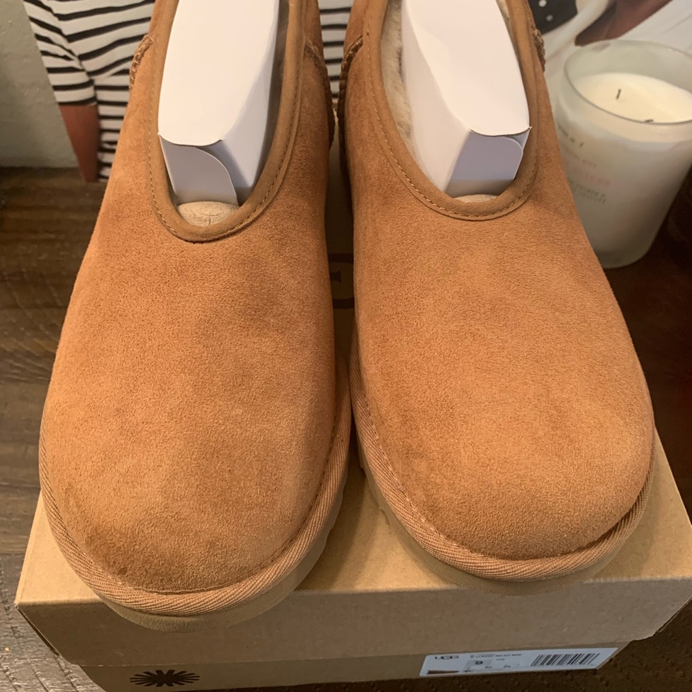 Brown Ugg excellent condition size 9 women